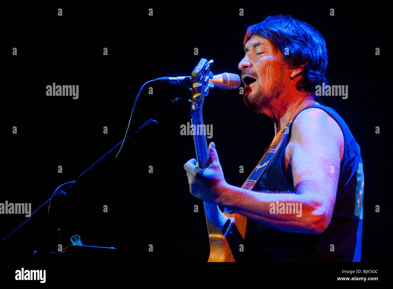 Britischer Sänger und Songwriter Chris Rea live Auftritt in der Konzerthalle im KKL in Luzern, Schweiz, Europa Stockfoto