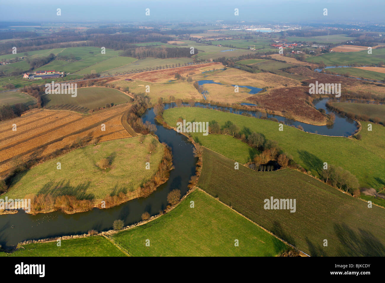 Luftaufnahme, Fluss Lippe, Lippe Mäander und Wiesen, Lünen Stadt Grenzen, Bergkamen, Ruhr Area, North Rhine-Westphalia, Germany Stockfoto