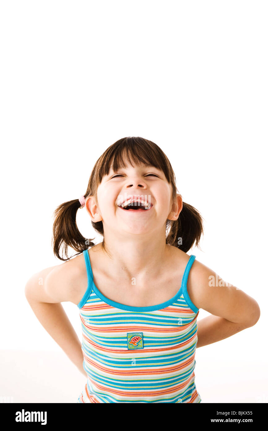 Lächelndes Mädchen mit Zöpfen Stockfoto