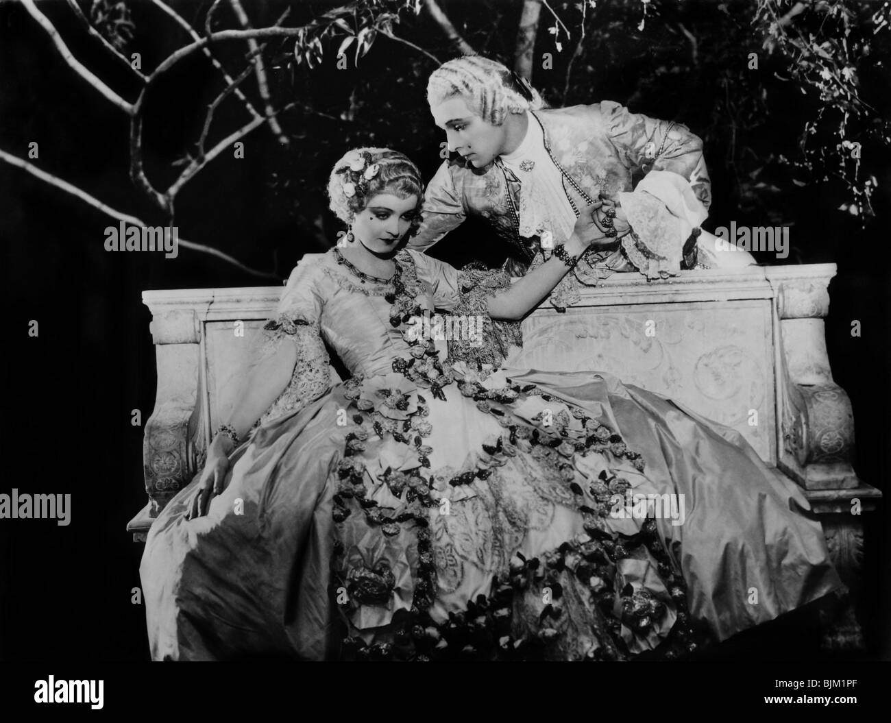 MONSIEUR BEAUCAIRE (1924) Rudolph Valentino, BEBE DANIELS SIDNEY OLCOTT (DIR) 001 Stockfoto