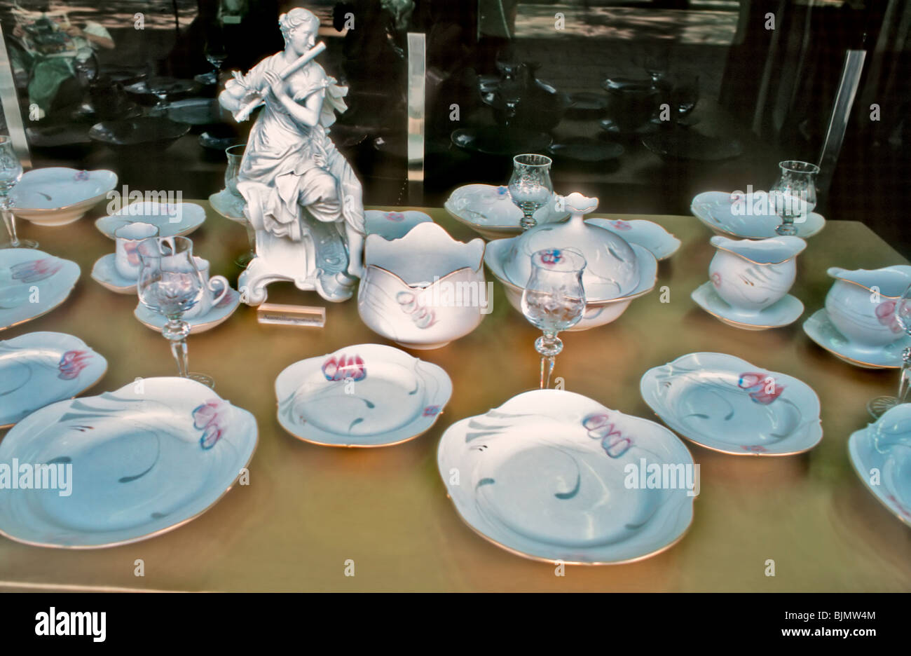 Meissner porzellan -Fotos und -Bildmaterial in hoher Auflösung – Alamy