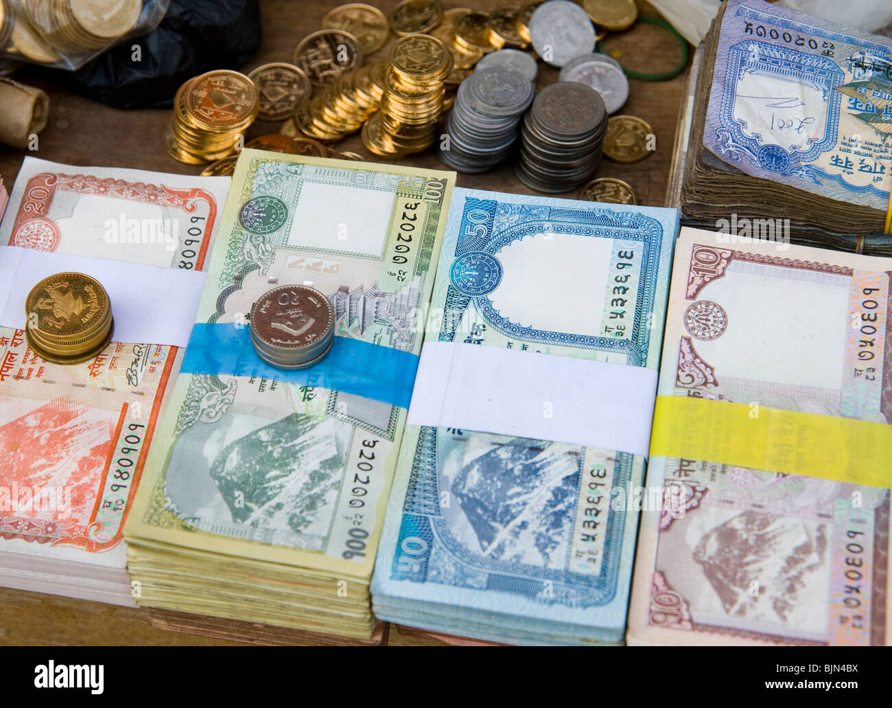 Rupees nepal money currency Fotos und Bildmaterial in hoher Auflösung