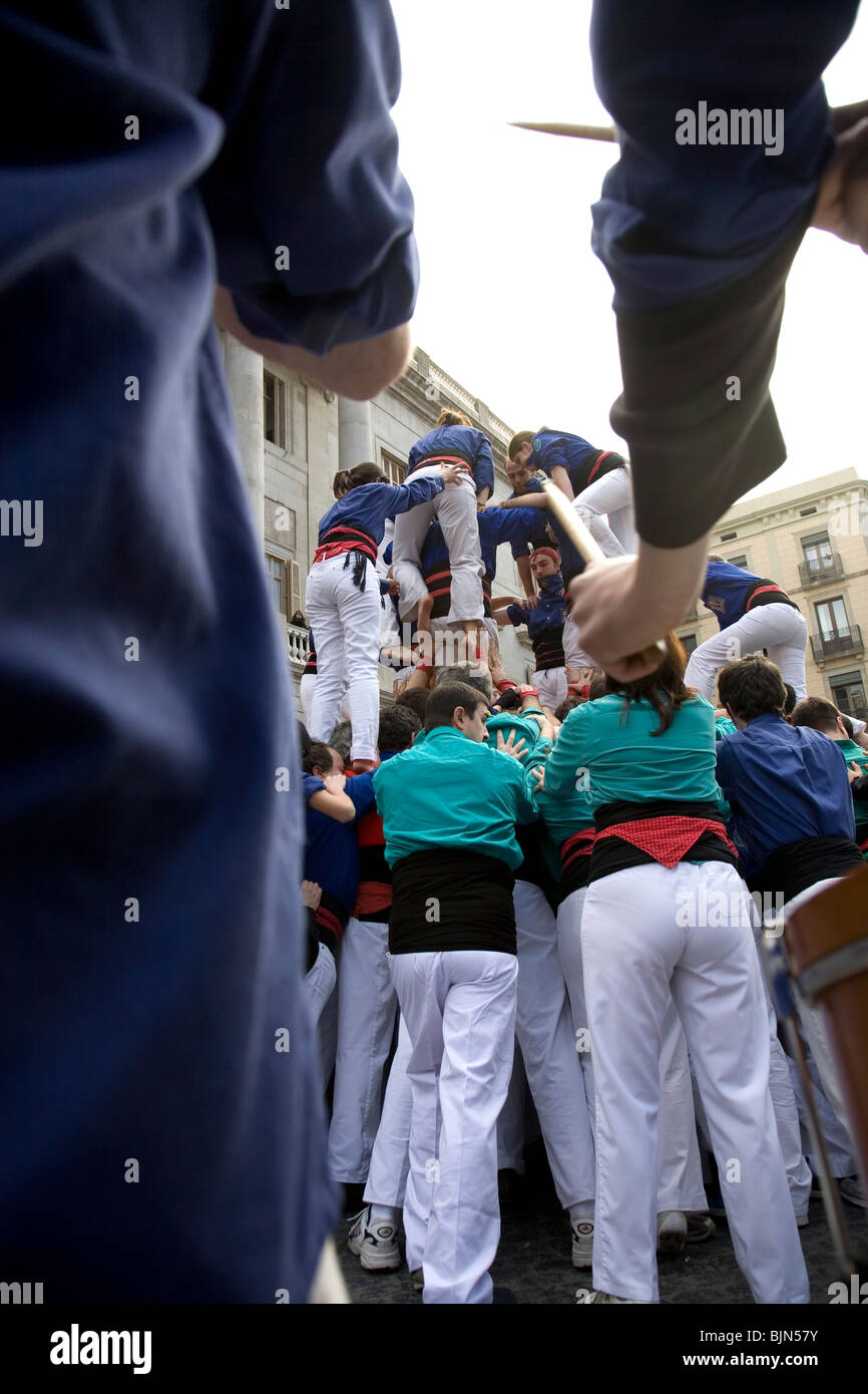 Castellers auf Plaça de Sant Jaume, Barcelona Stockfoto