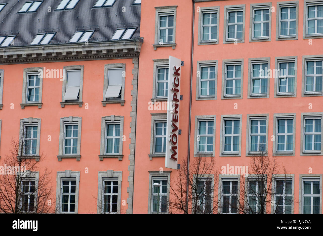 Außenbereich des Mövenpick Hotel in Berlin City center Deutschland Stockfoto