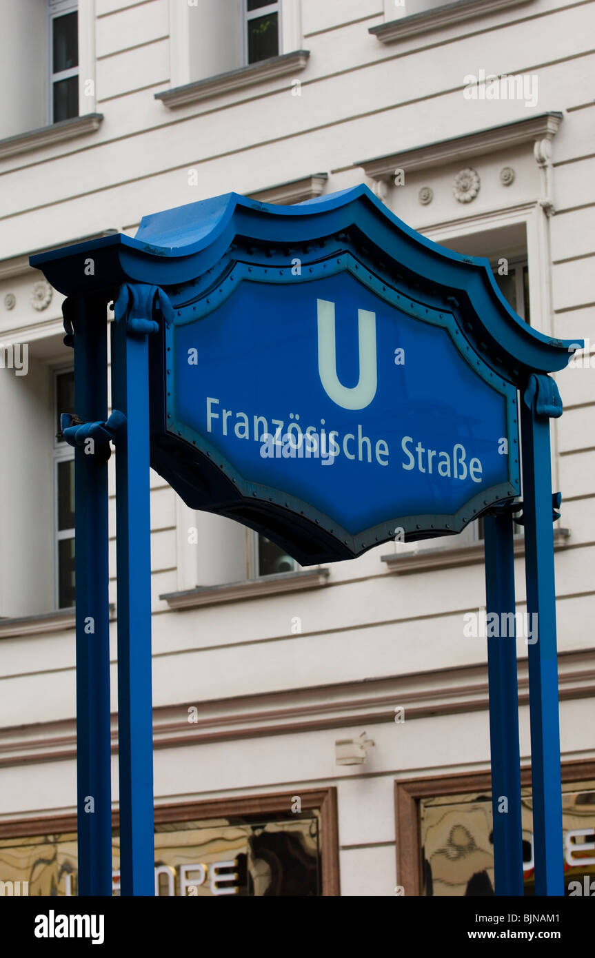 Franzosische Ubahn u-Bahnstation Friedrichstraße Berlin Deutschland anmelden Stockfoto