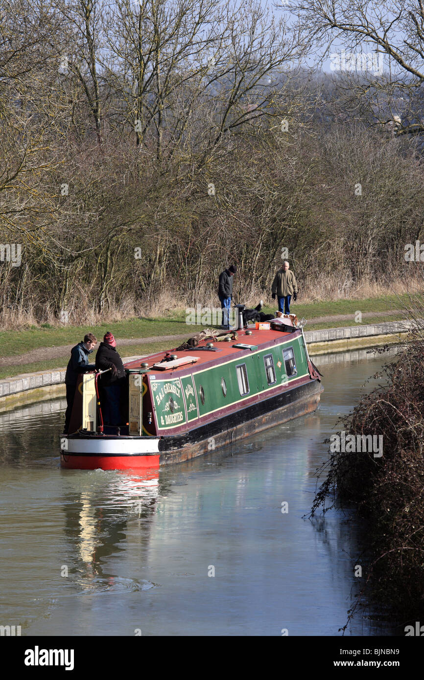 Narrowboat am Grand Union Canal in der Nähe von langen Itchington, Warwickshire Stockfoto