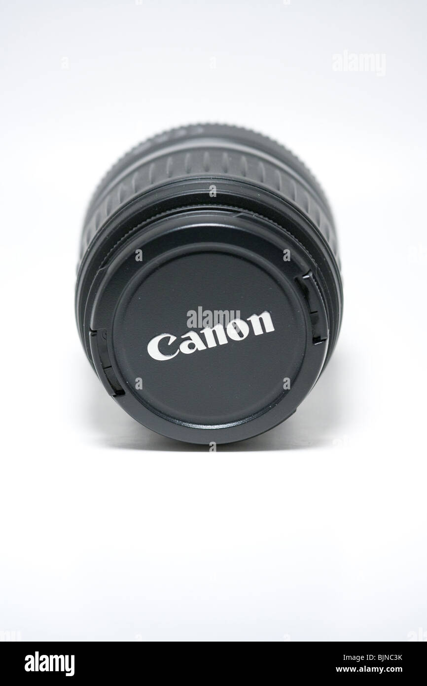 Canon Objektiv Linse lösen vordere Kappe Logo Marke japanischen Import dslr Stockfoto