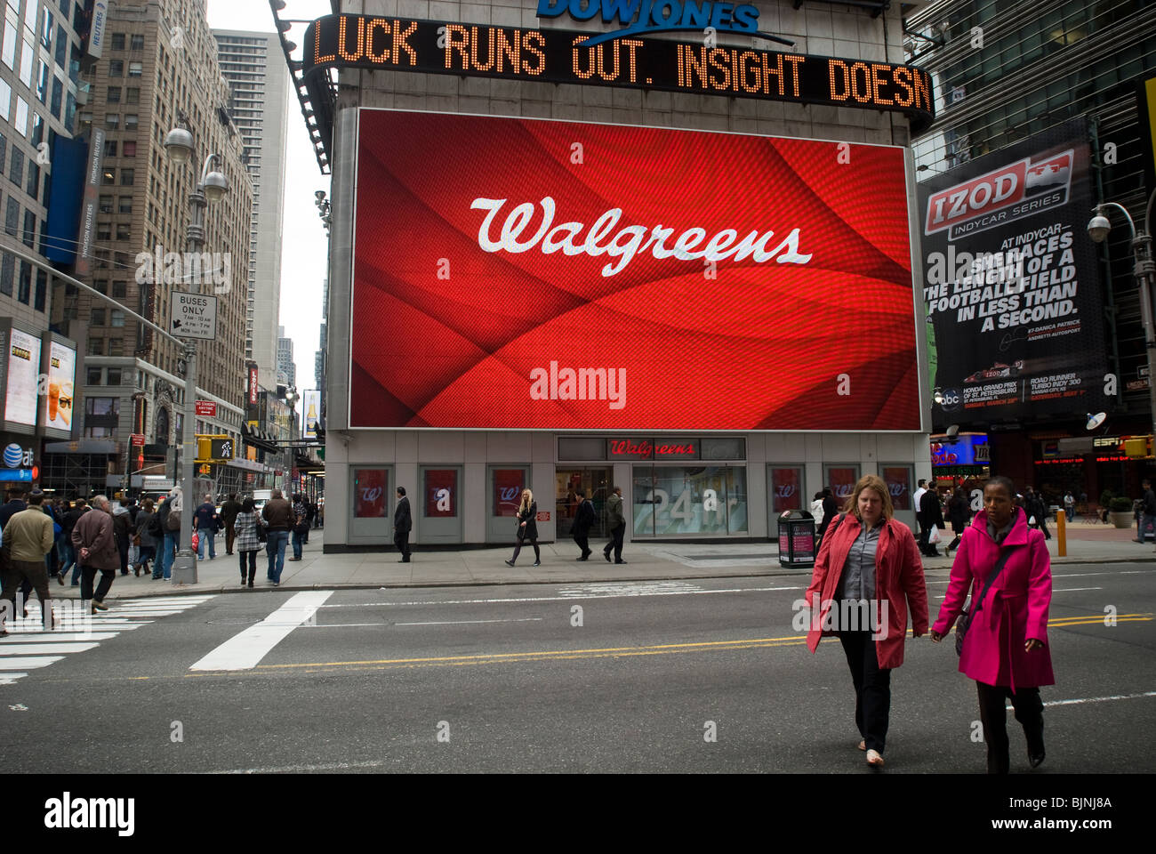 Walgreens Apotheke Am One Times Square In New York Stockfotografie Alamy