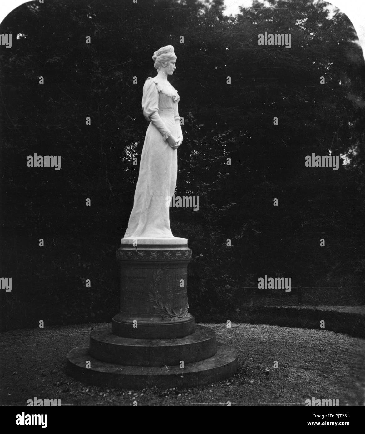 Statue von Elisabeth von Russland (1709-1762), Salzburg, Österreich, 1900. Artist: Wurthle & Söhne Stockfoto