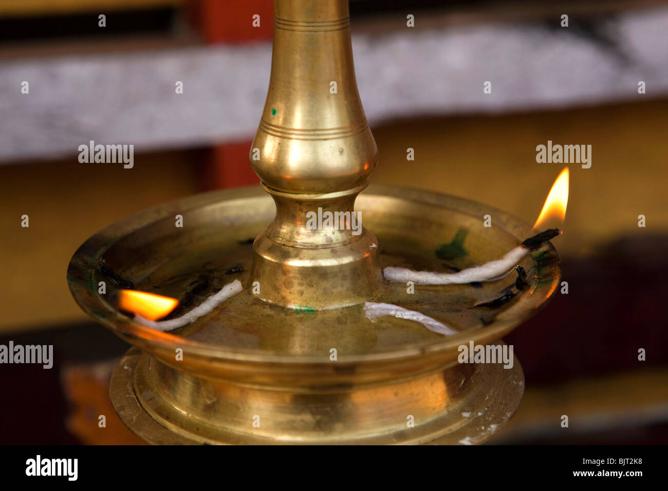 Indien, Kerala, Cannanore (Kannur), Theyyam, Naga Kanni Ritual, Tempel