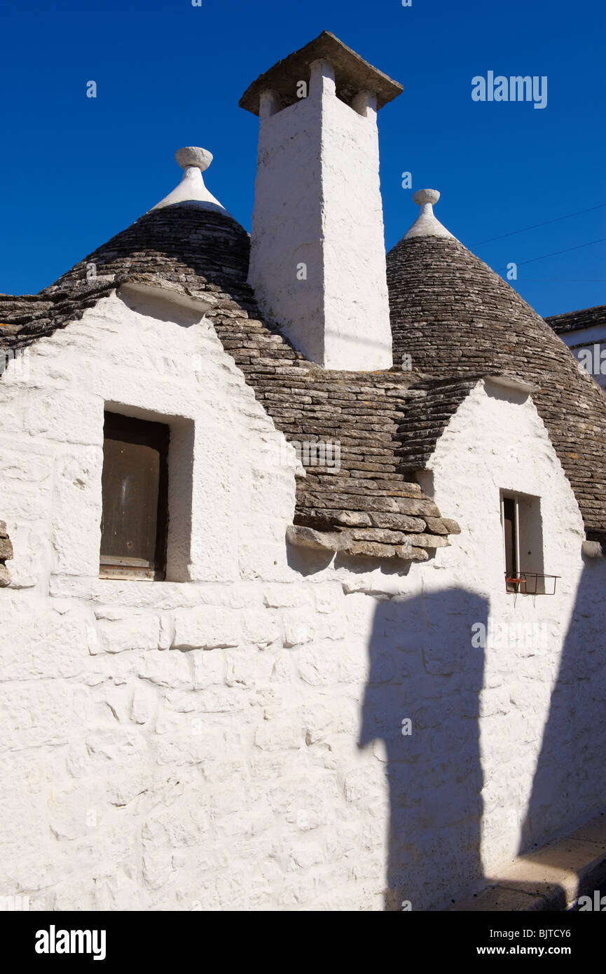 Trulli von Alberobello, Apulien, Italien beherbergt. Stockfoto