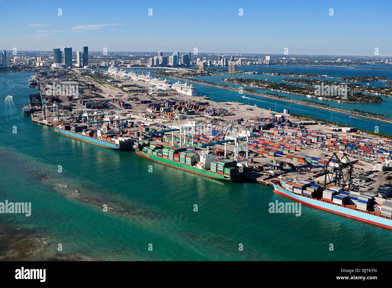 Containerterminals im Hafen von miami Stockfoto