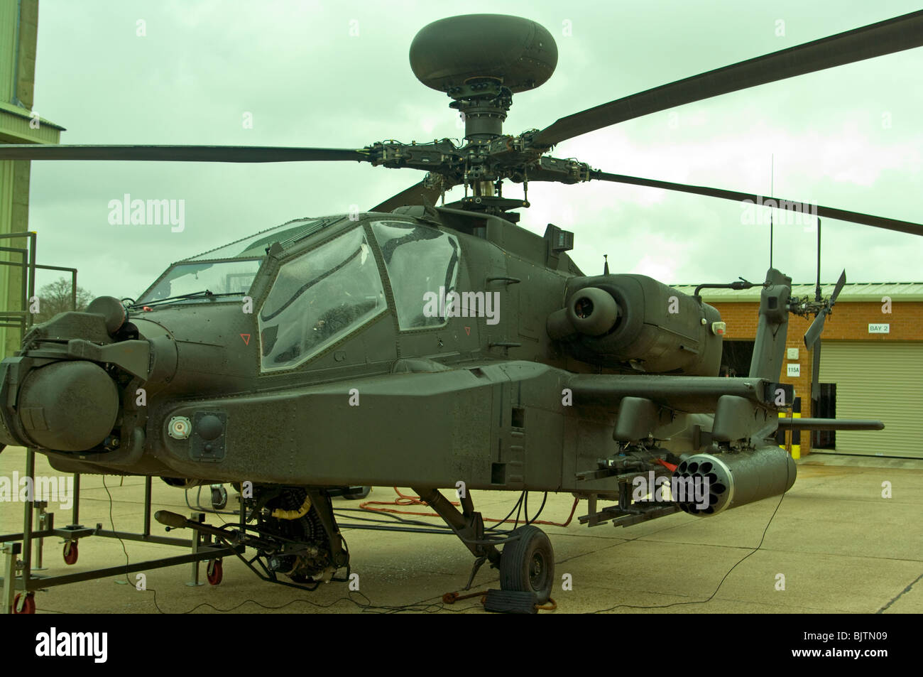 Britische Armee Westland Angriff Hubschrauber MK1 WAH-64 Apache Longbow Stockfoto