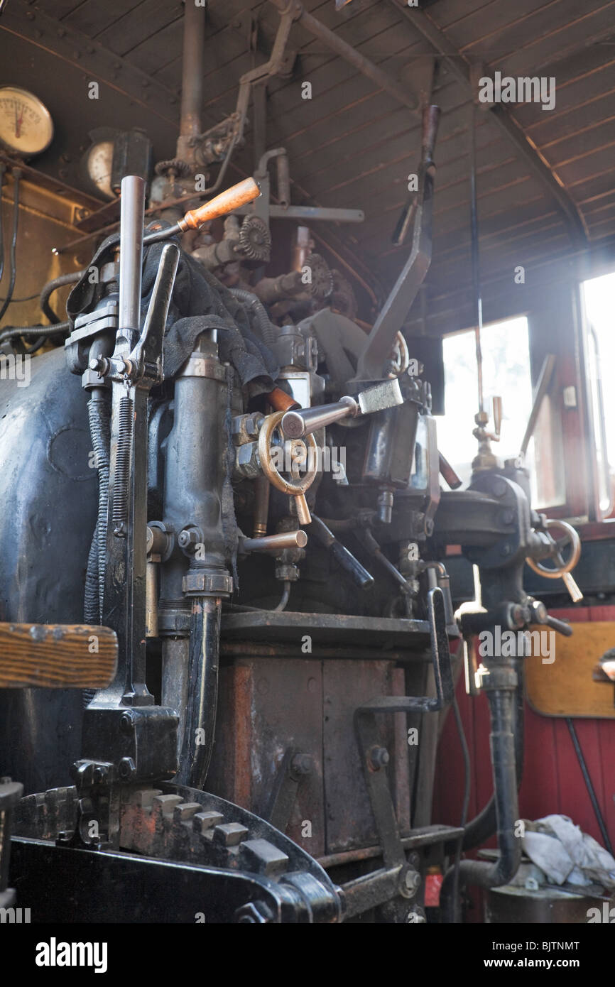 Innenraum von einem alten Dampfzug Stockfoto
