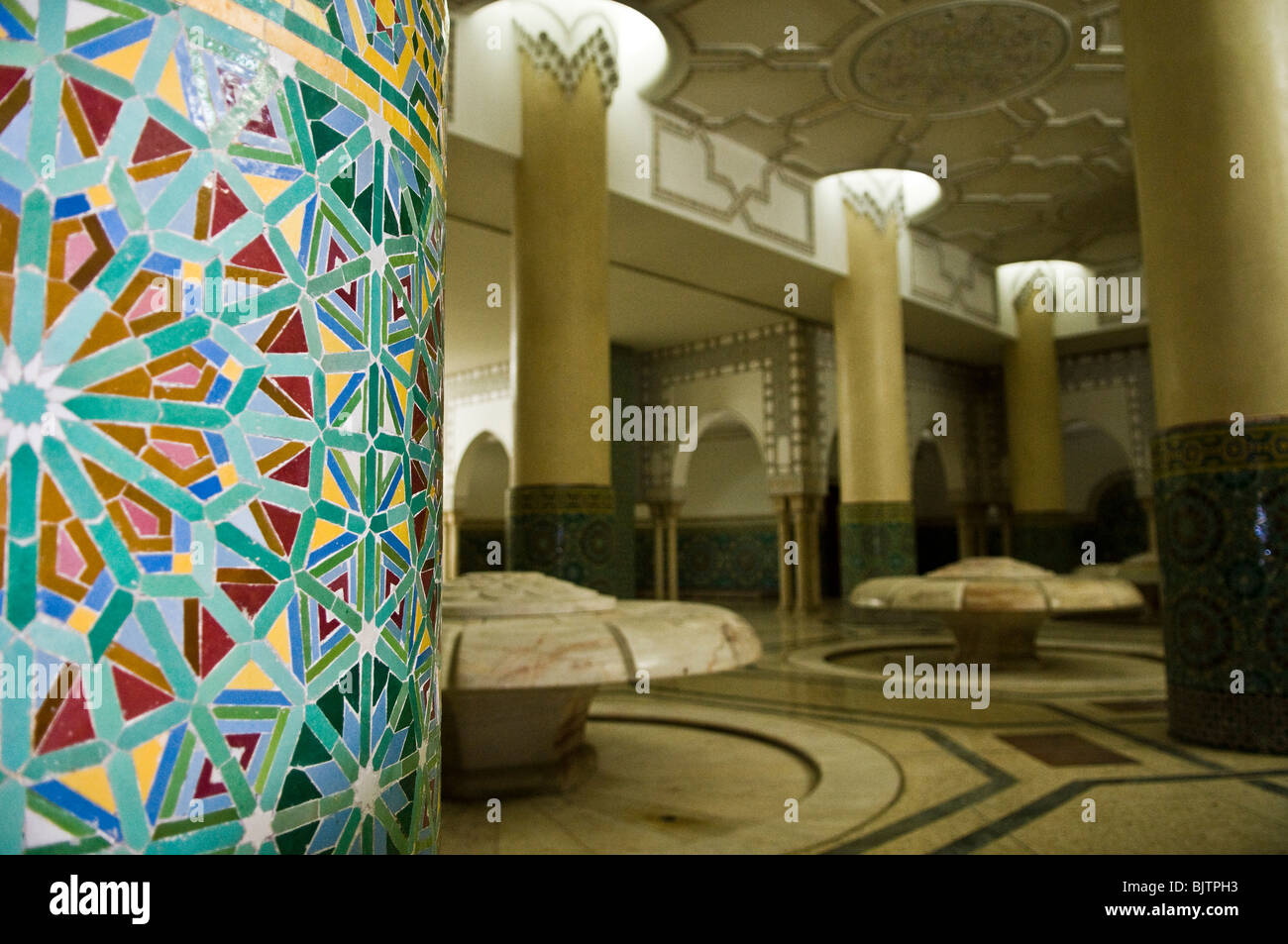 Schöne Inneneinrichtung in Hassan II Moschee in Casablanca. Stockfoto