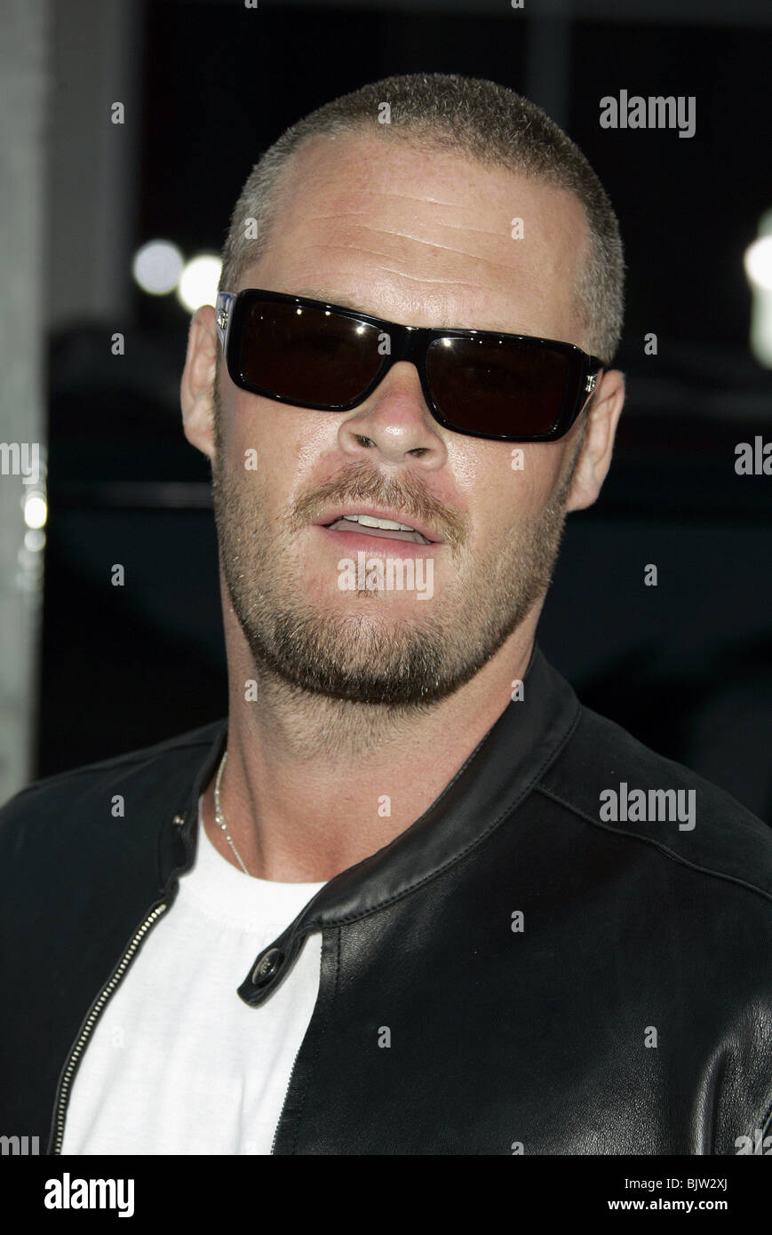 MATT SCHULZE HAROLD & KUMAR GO TO WHITE CAS CHINESE THEATRE HOLLYWOOD LOS ANGELES USA 27. Juli 2004 Stockfoto