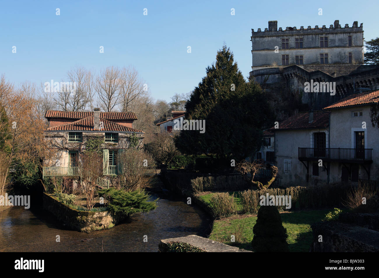 Frankreich Dordogne Perigord Bourdeilles auf dem Fluss dronne Stockfoto