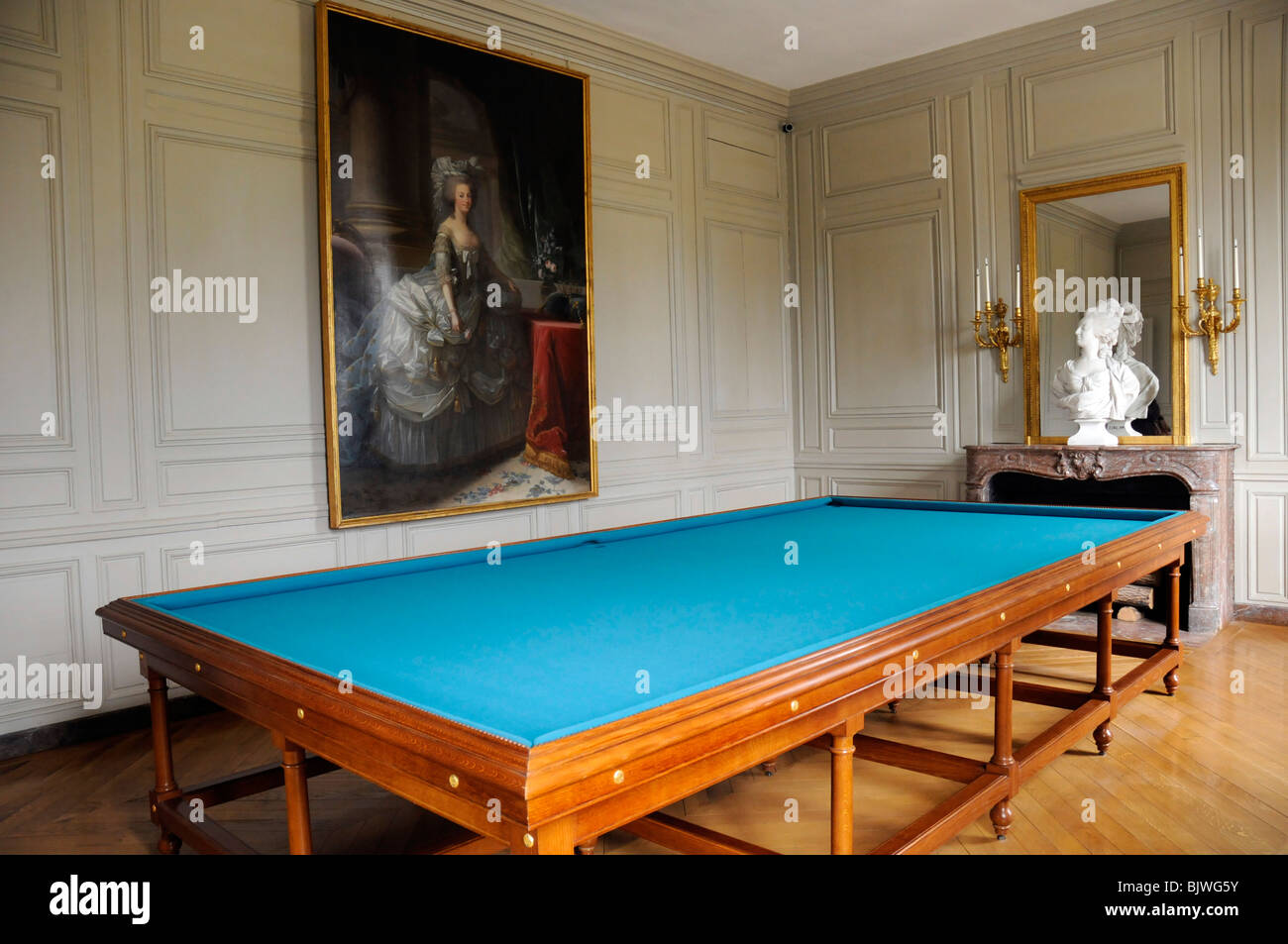 Billard-Zimmer des Petit Trianon, Schloss von Versailles, Paris, Frankreich Stockfoto