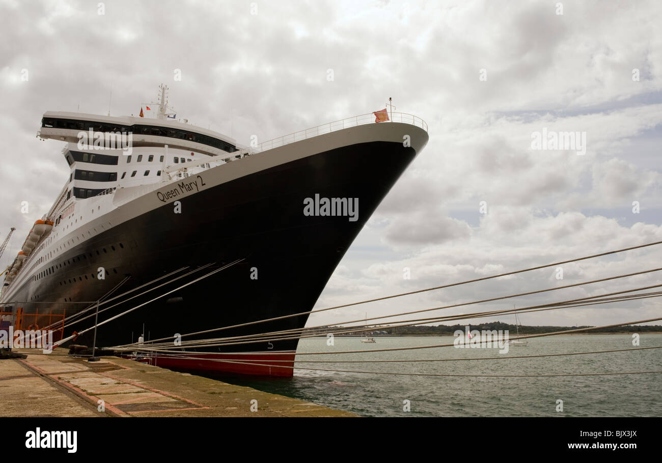 Cunard Liner Queen Mary 2 am Liegeplatz in Southampton. Stockfoto