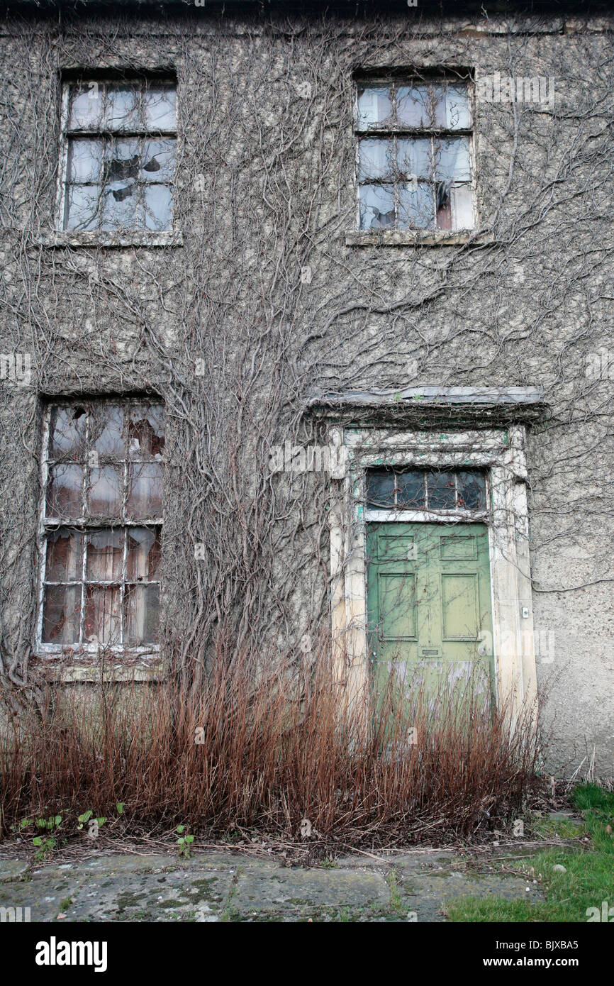 Haus Runterlaufen Stockfotos und -bilder Kaufen - Alamy