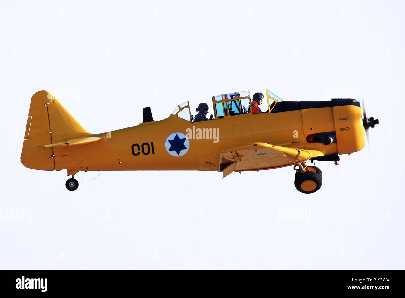 Israelische Luftwaffe Aviation North American t-6 Texan fortgeschrittene Trainer einmotorige Flugzeuge im Flug Stockfoto