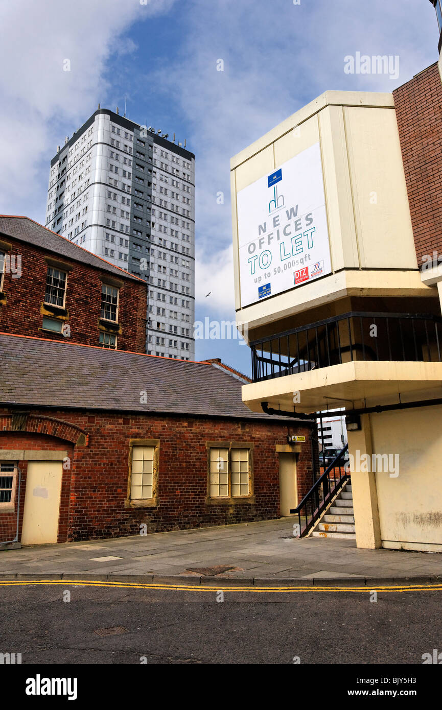 Eine Mischung aus städtischen Gebäuden in Newcastle-upon-Tyne Stockfoto