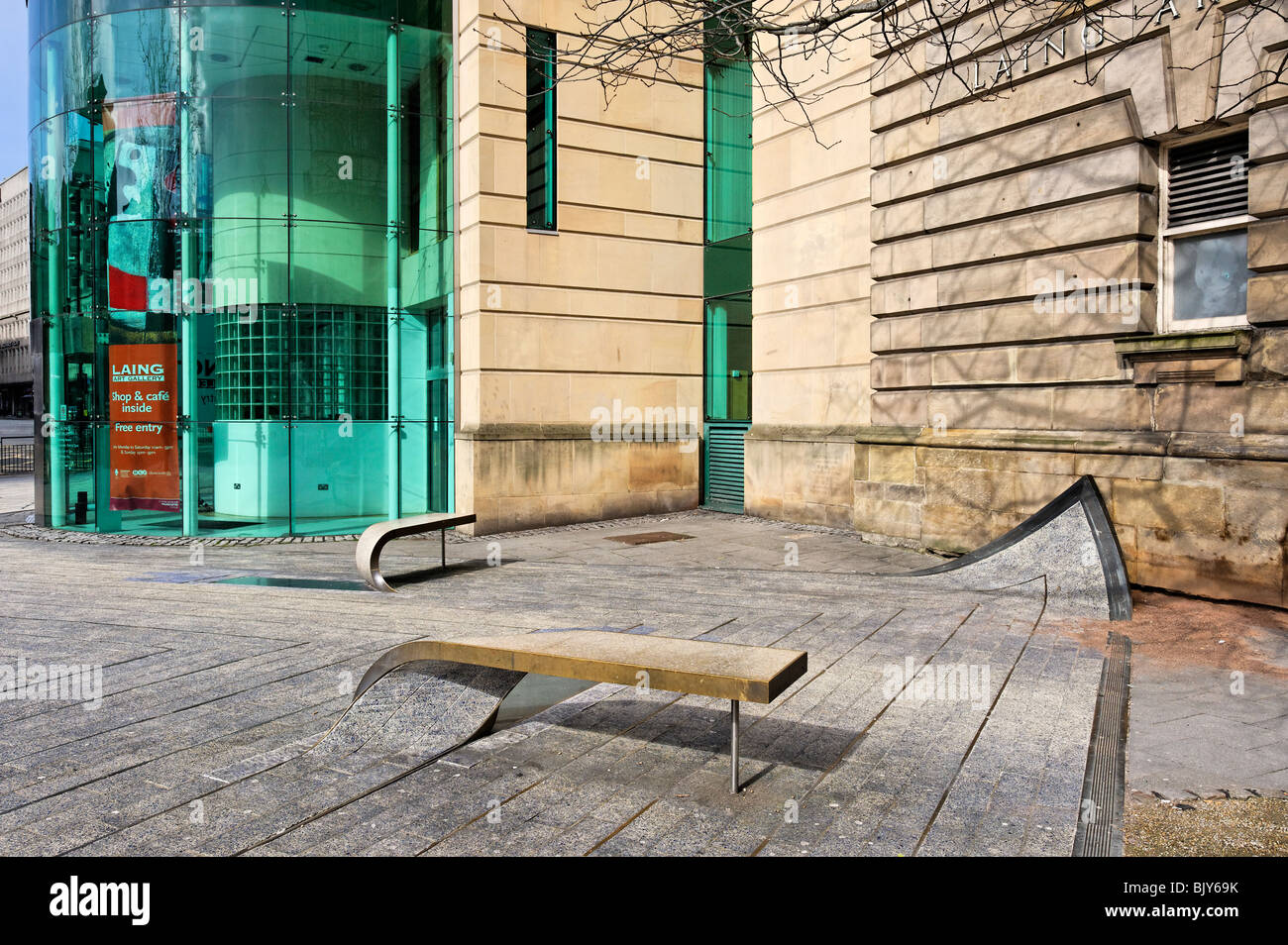 Blauer Teppich in die Laing Art Gallery in Newcastle-upon-Tyne Stockfoto