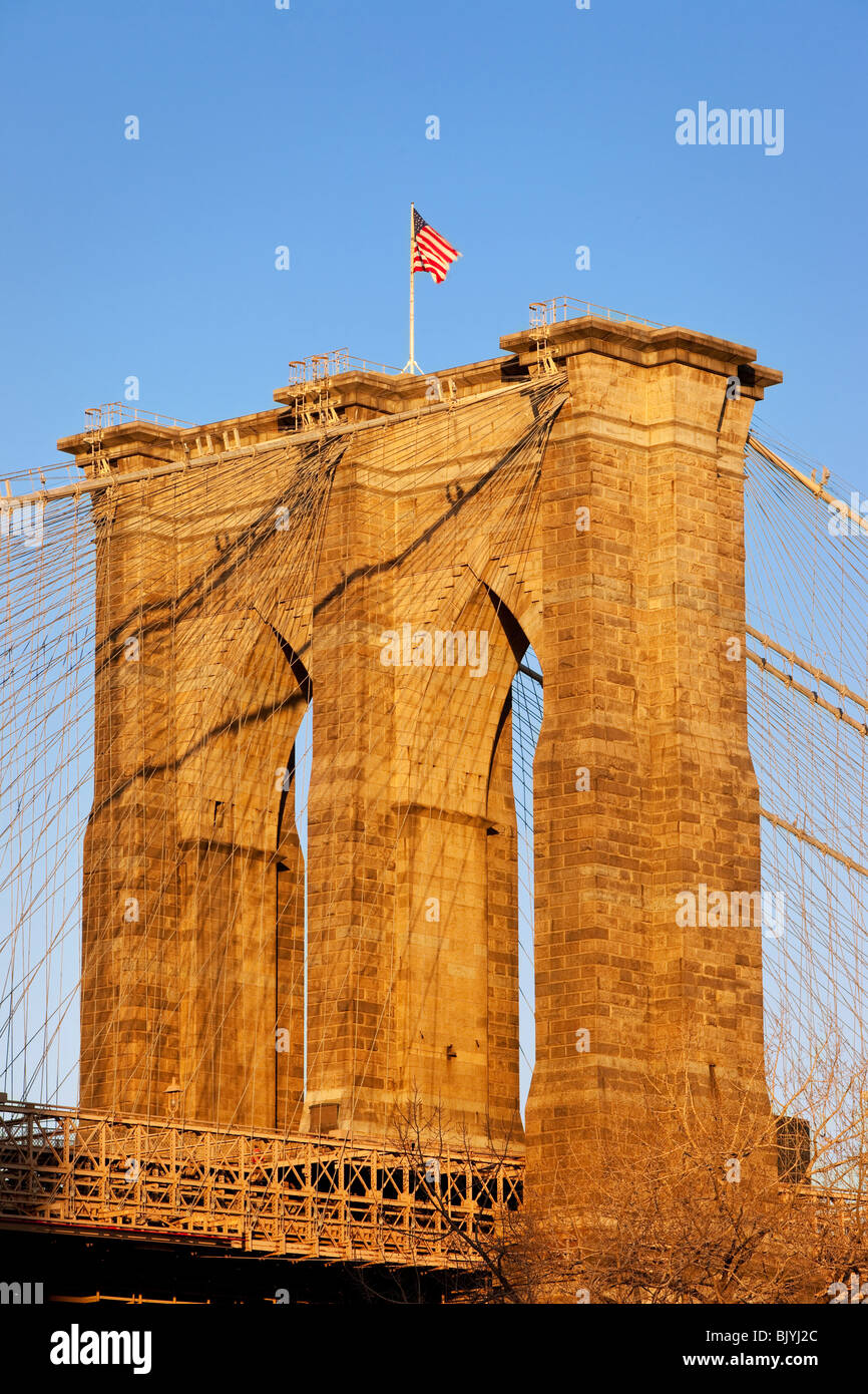 Brooklyn Bridge Tower in New York City USA Stockfoto