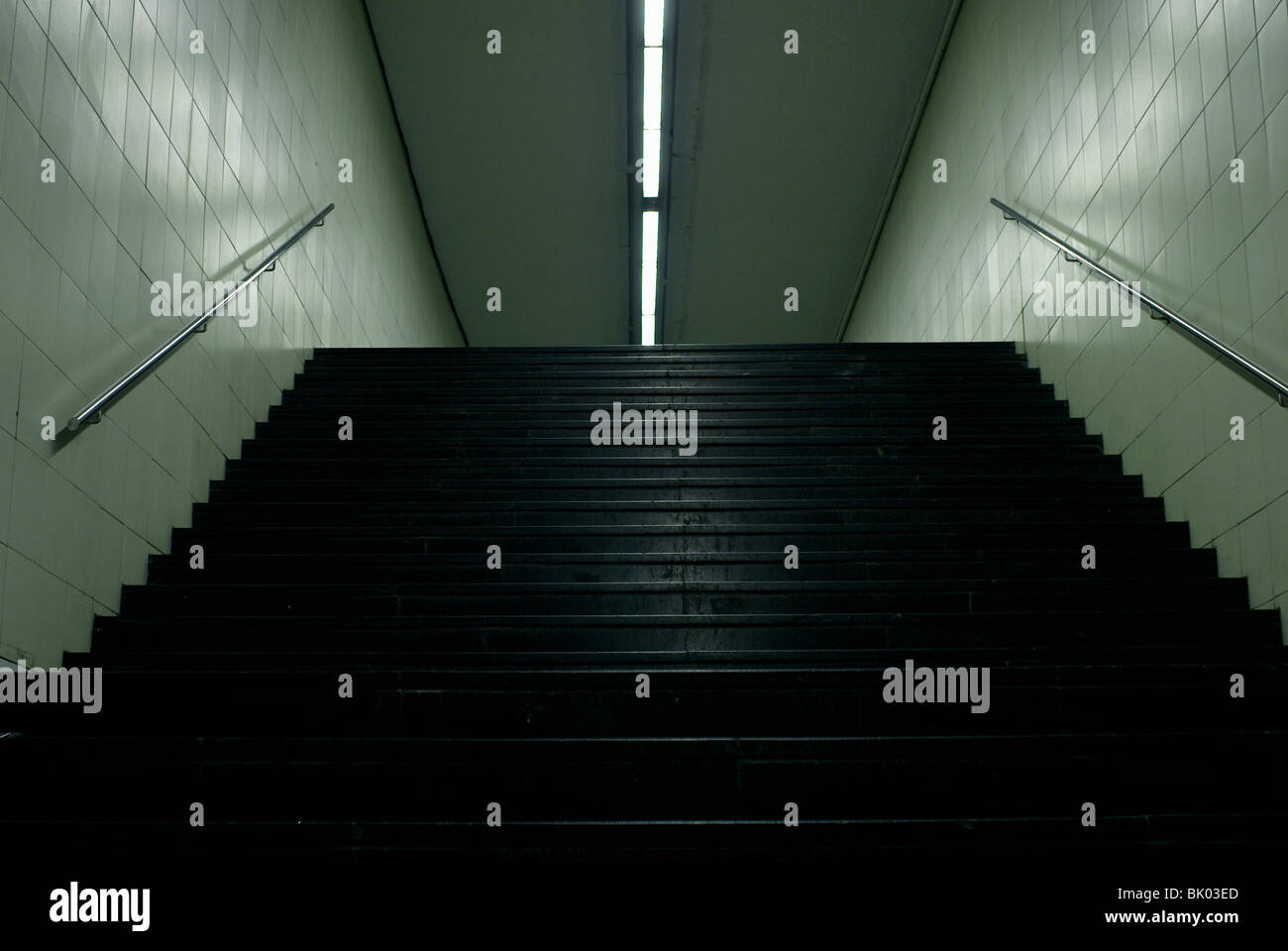 Schritte in der u-Bahn Stockfoto