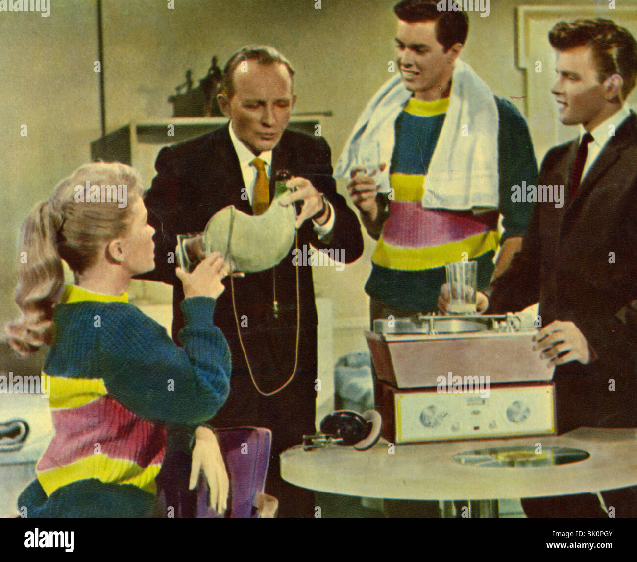 HÖCHSTE Zeit - 1960 TCF Film mit Bing Crosby zweiter von links und neben ihm Fabian Stockfoto