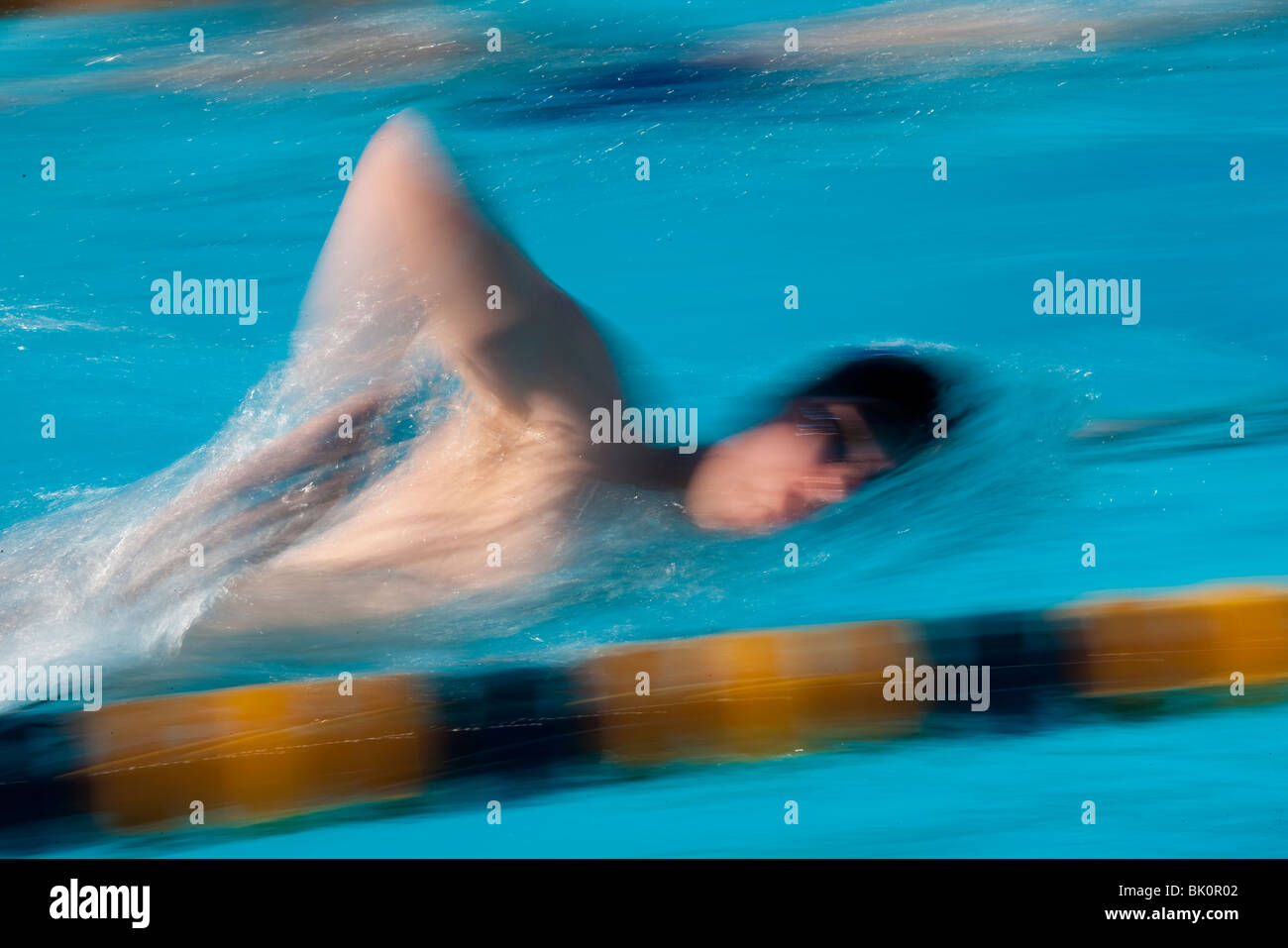 Männliche Schwimmer konkurrieren in der Orange Bowl klassischen schwimmen gerecht zu werden, 2010, Jacobs Aquatic Center, Key Largo, Florida Stockfoto