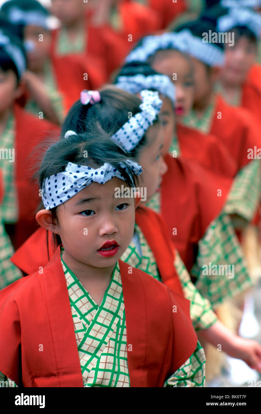 Mädchen, gekleidet in traditionellen Kostümen, Kinder Tages-Festival, Japan. Stockfoto