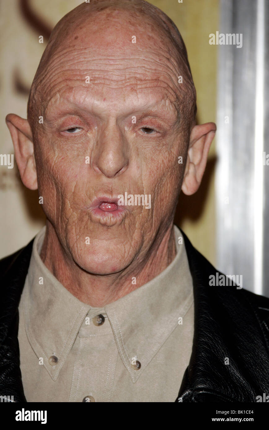 MICHAEL BERRYMAN THE HILLS HAVE eyes Augen PREMIERE ARCLIGHT HOLLYWOOD LOS ANGELES USA 9. März 2006 Stockfoto