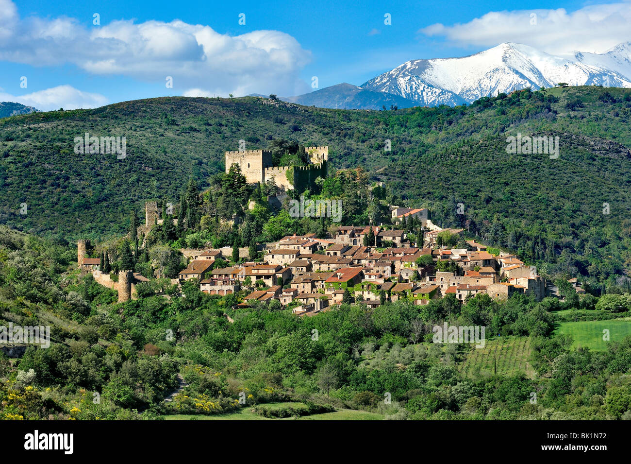 Castelnou Dorf, Pyrenäen Orientales, Frankreich. Stockfoto