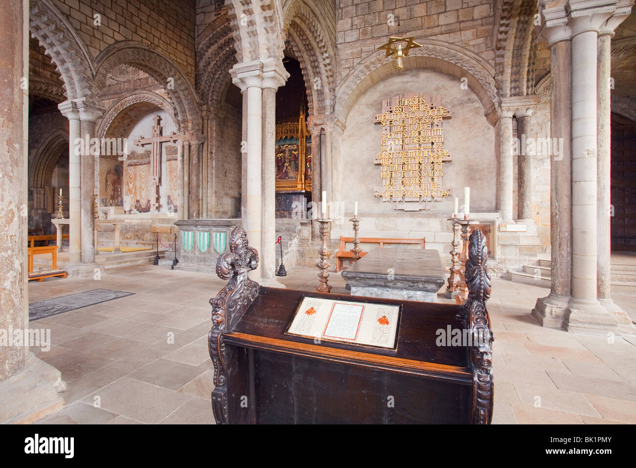 Das Venerable Bede Grab in der Kathedrale von Durham Stockfoto