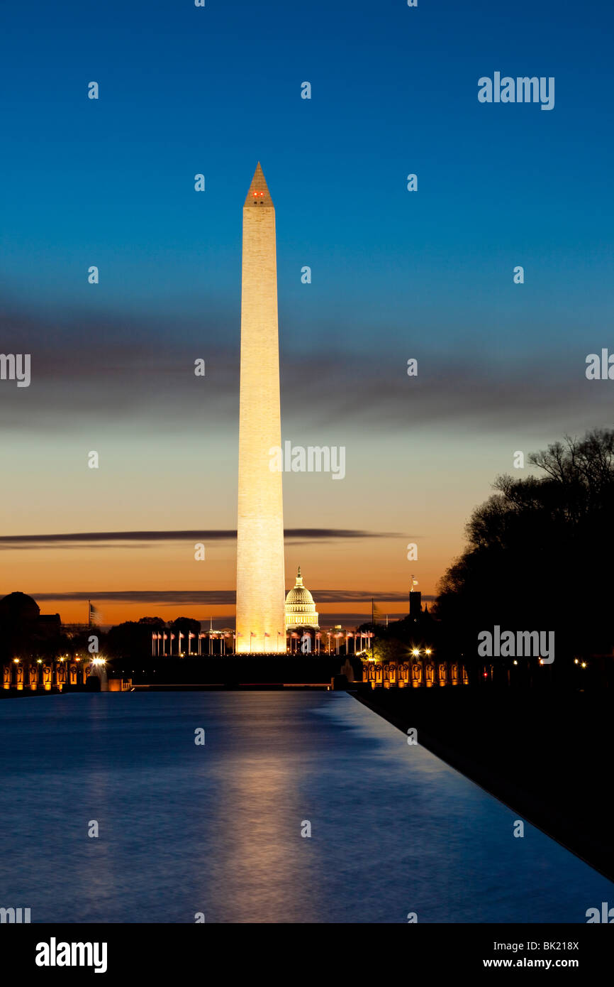 Sonnenaufgang über dem Washington Monument und das US-Kapitol in Washington DC USA Stockfoto