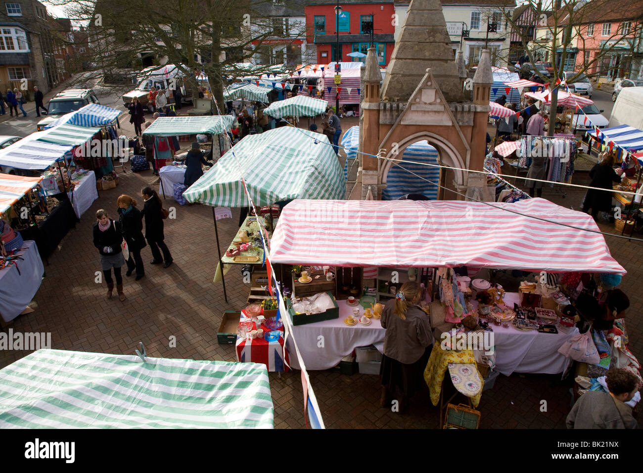 Flohmarkt, Markt Hill, Woodbridge, Suffolk Stockfoto