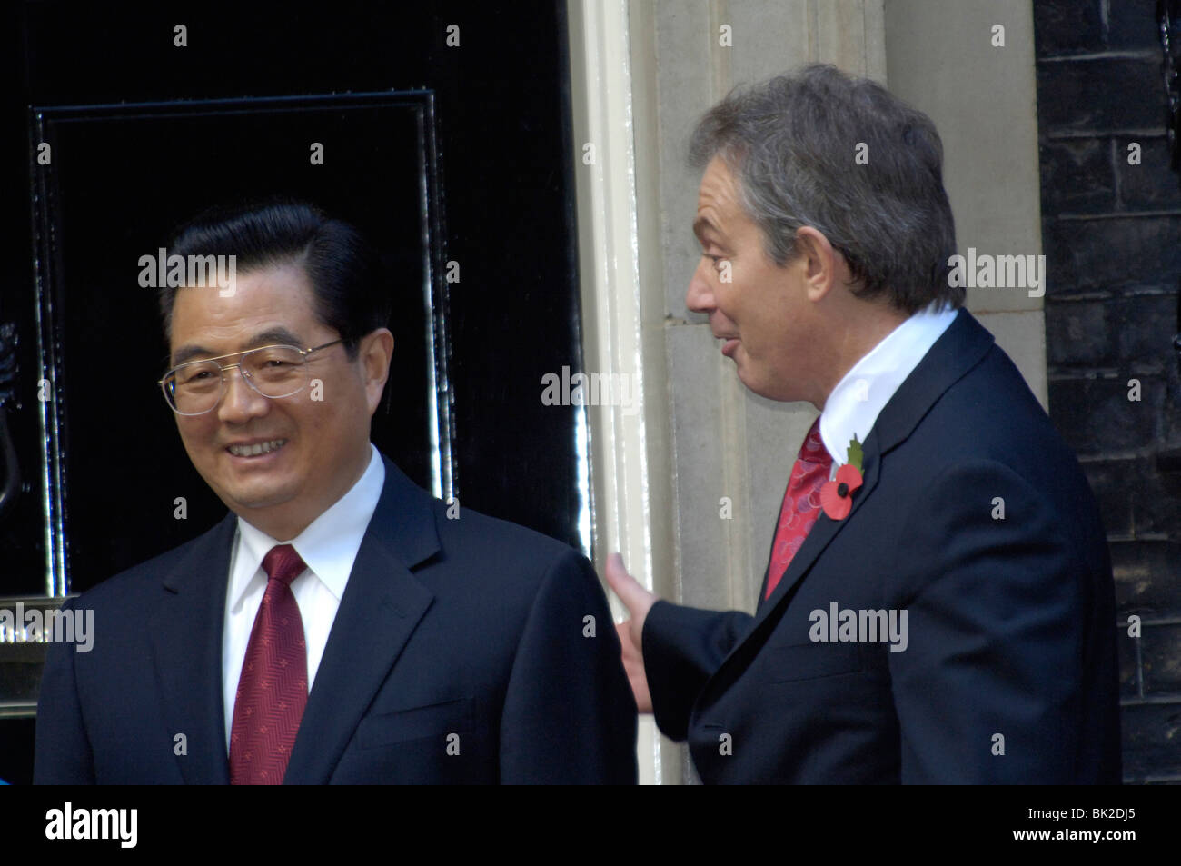 Premierminister Tony Blair und seine Frau Cherie begrüßen Hu Jintao, der chinesische Präsident und seine Frau während ihrer UK-Staatsbesuch Stockfoto