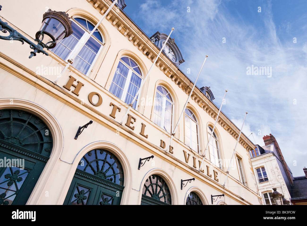 Hotel de Ville, das Rathaus oder die Mairie in Honfleur, Calvados, Normandie, Frankreich Stockfoto