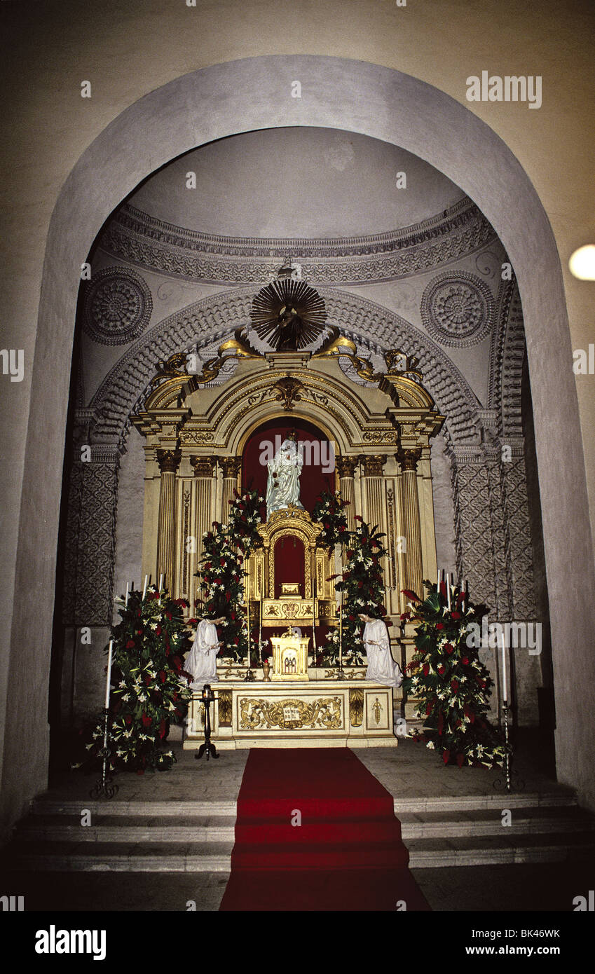 Altar in der Kirche La Merced in Antigua, Guatemala Stockfoto