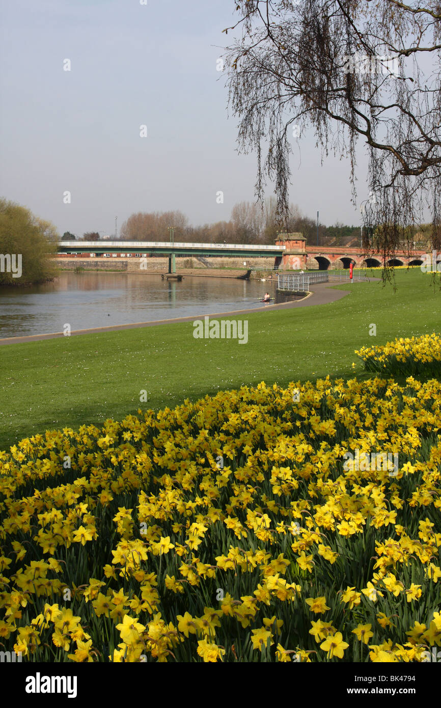 Der Fluss Trent und Victoria Embankment, Nottingham, England, Großbritannien Stockfoto