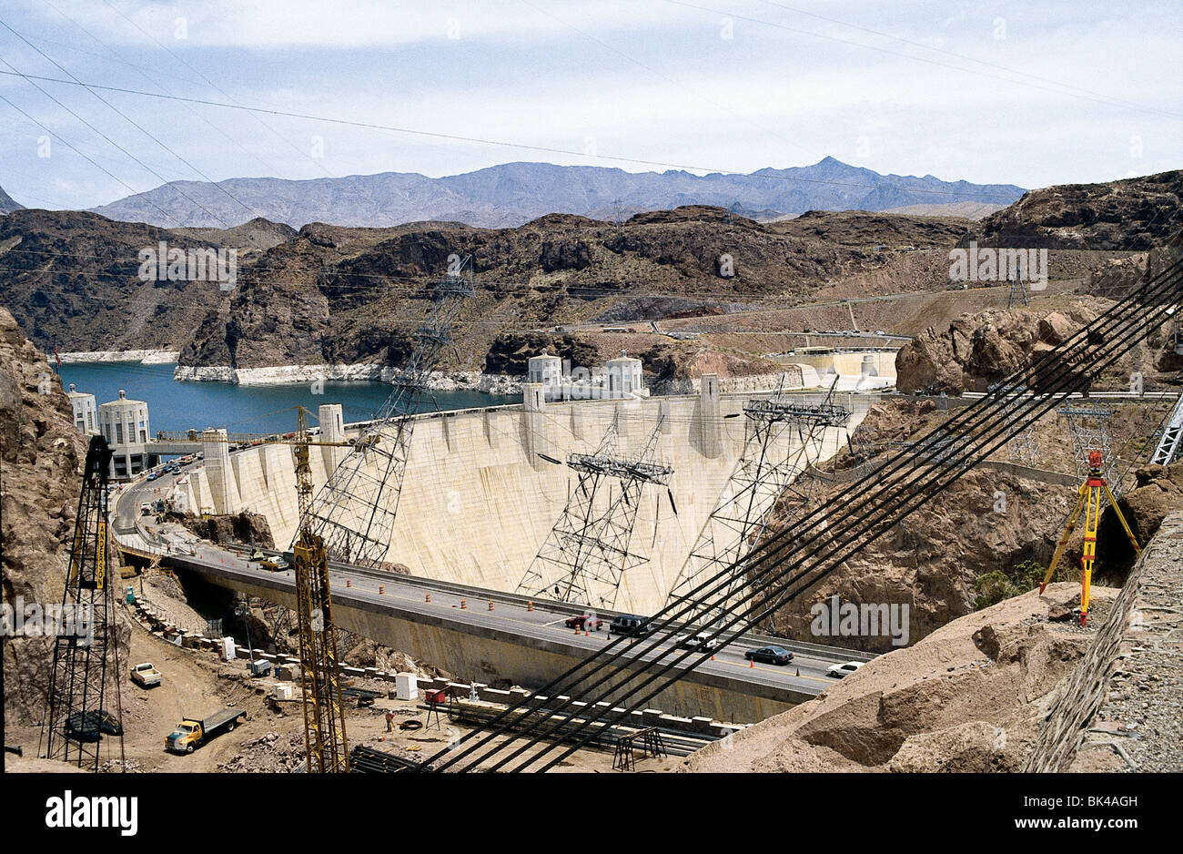 Hoover-Damm-Stelle auch bekannt als Boulder Dam an der Grenze zu Arizona-Nevada Stockfoto