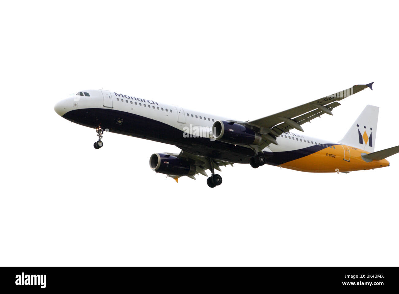 Monarch Passagier Flugzeug Airbus A321 Landung, Großbritannien, 2010 Stockfoto