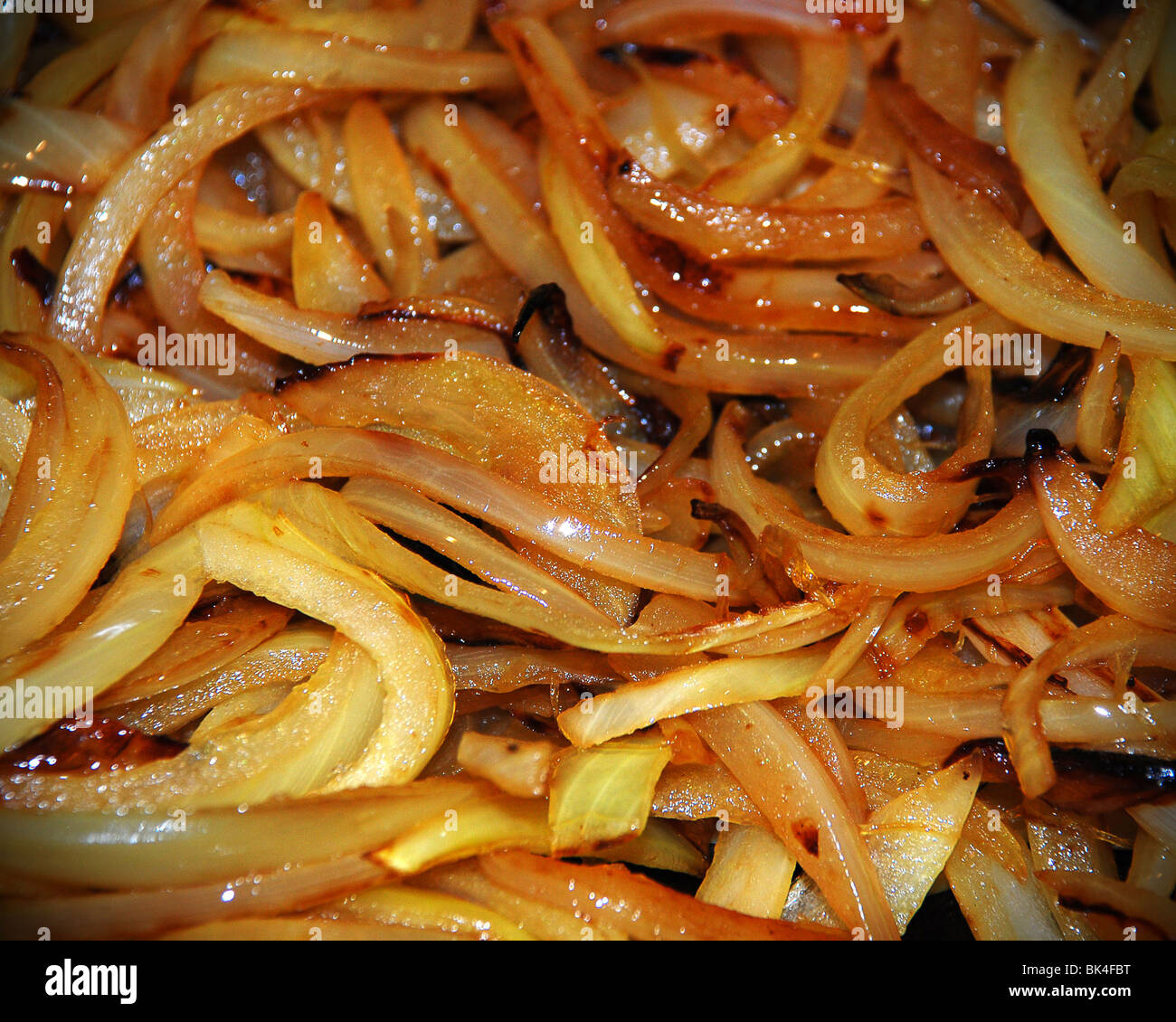 Braten Zwiebeln Stockfoto