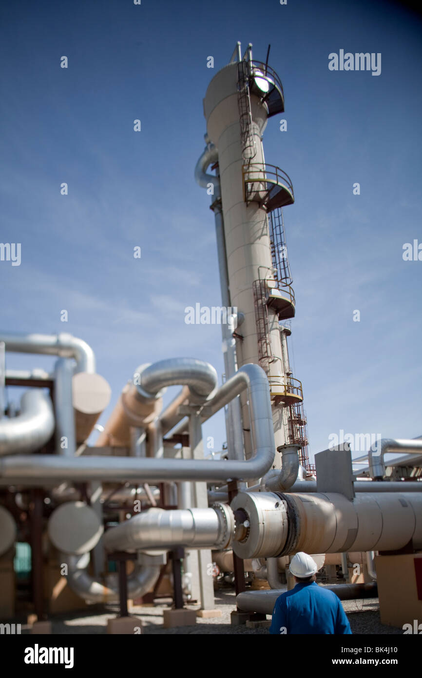 Rohrleitungen in einem Gas-Kompressor-Anlage Stockfoto