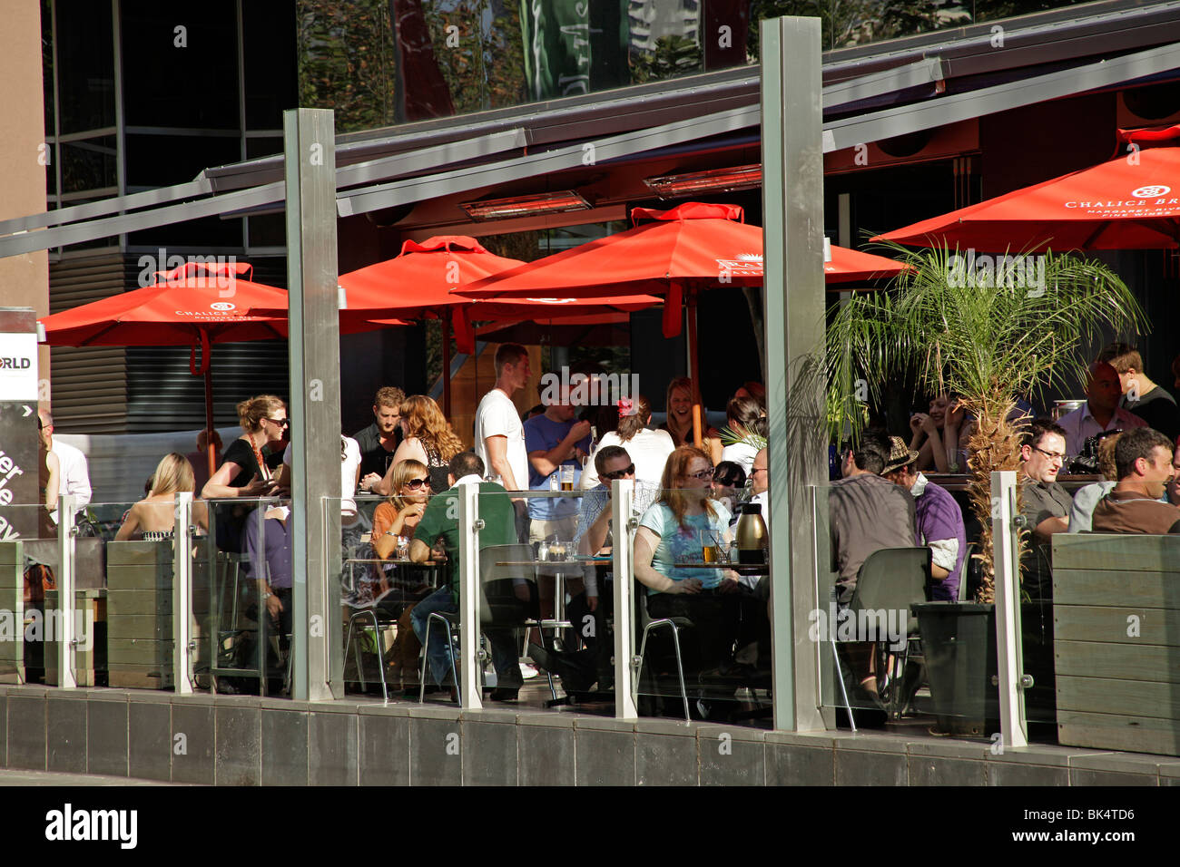 Straßencafé in Southbank in Melbourne, Victoria, Australia Stockfoto