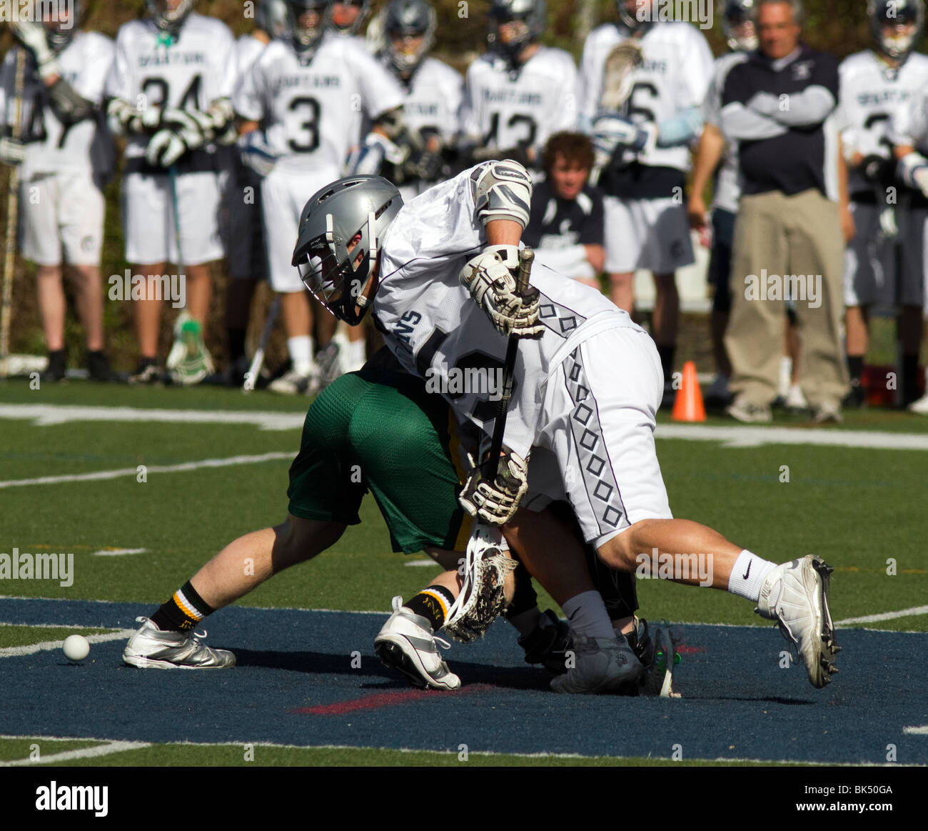 Jungen High School Lacrosse Spiel. Stockfoto