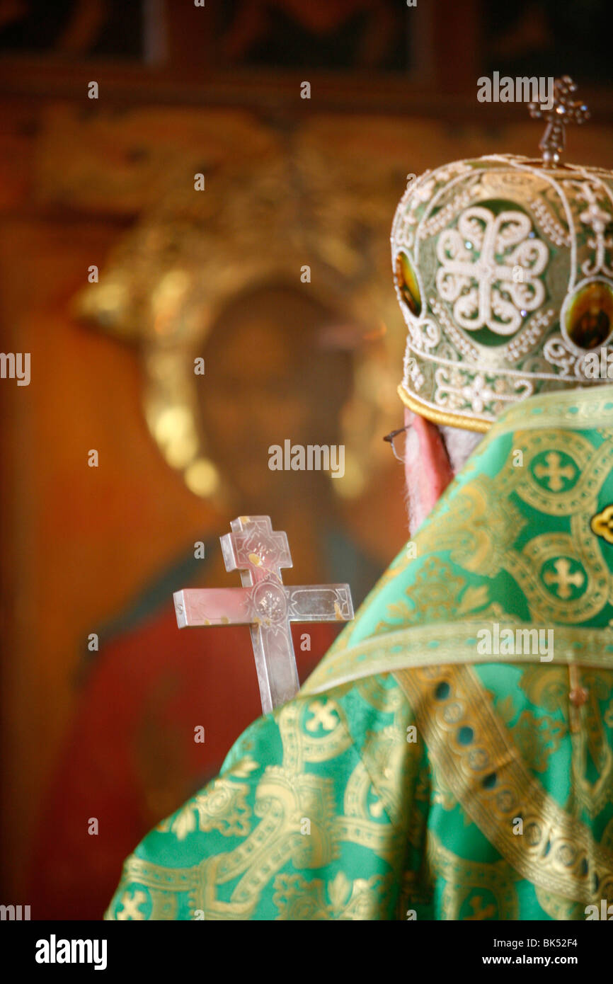 Orthodoxe Feier unter der Leitung von Bischof Michel de Claudiopolis, Paris, Île-de-France, Frankreich Stockfoto