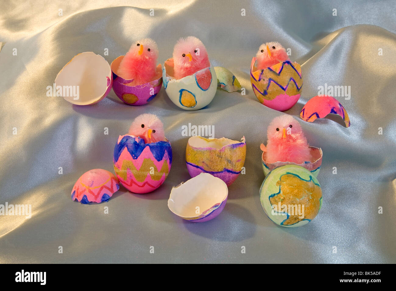Ostern Ei schlüpfen Küken Küken Hase Ostern Stockfoto