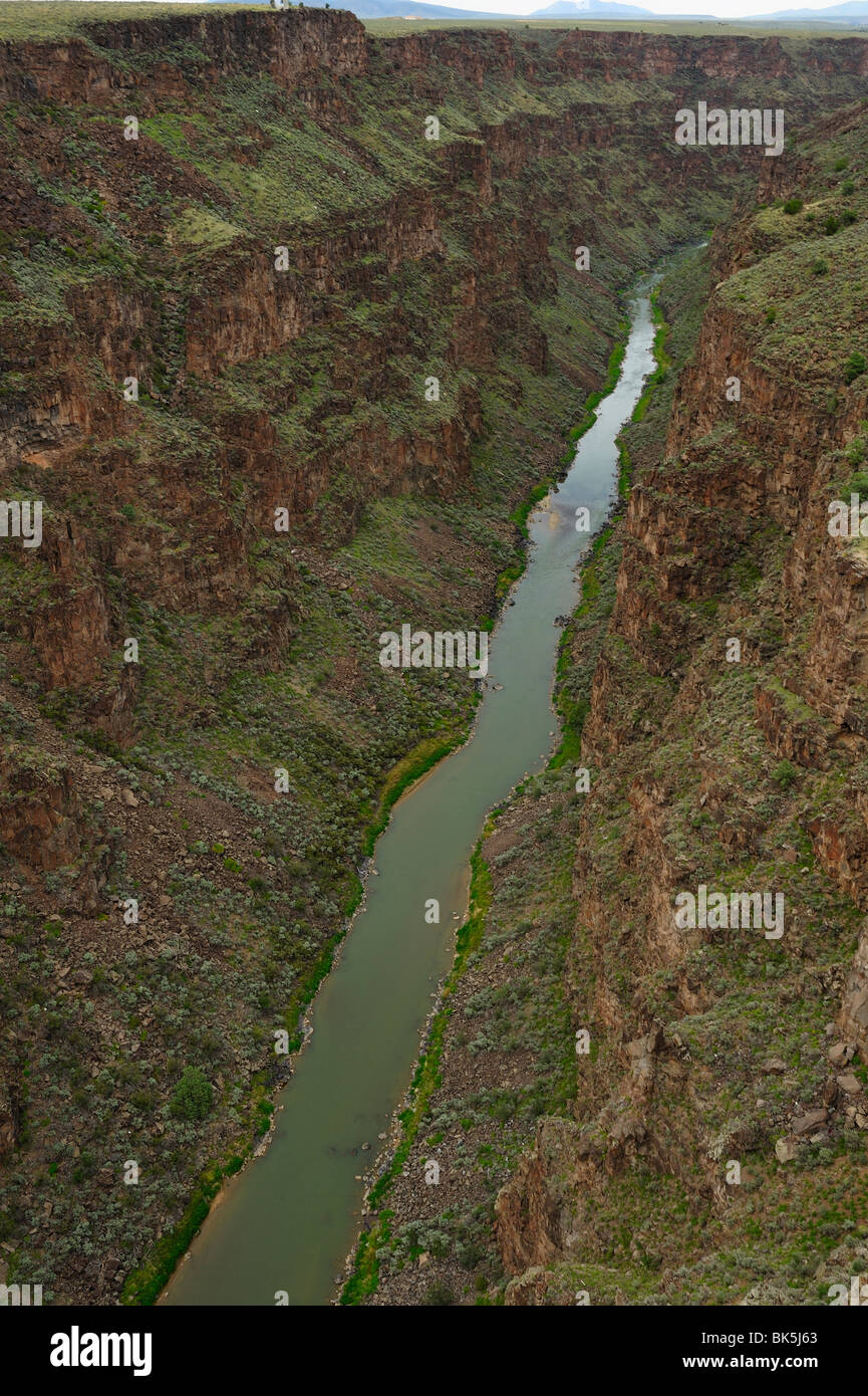 Rio Grande River in der Nähe von Taos City, New Mexiko. Stockfoto